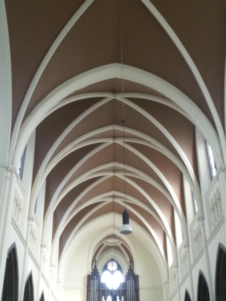 Eglise Ste-Walburge, plafond de la nef centrale
