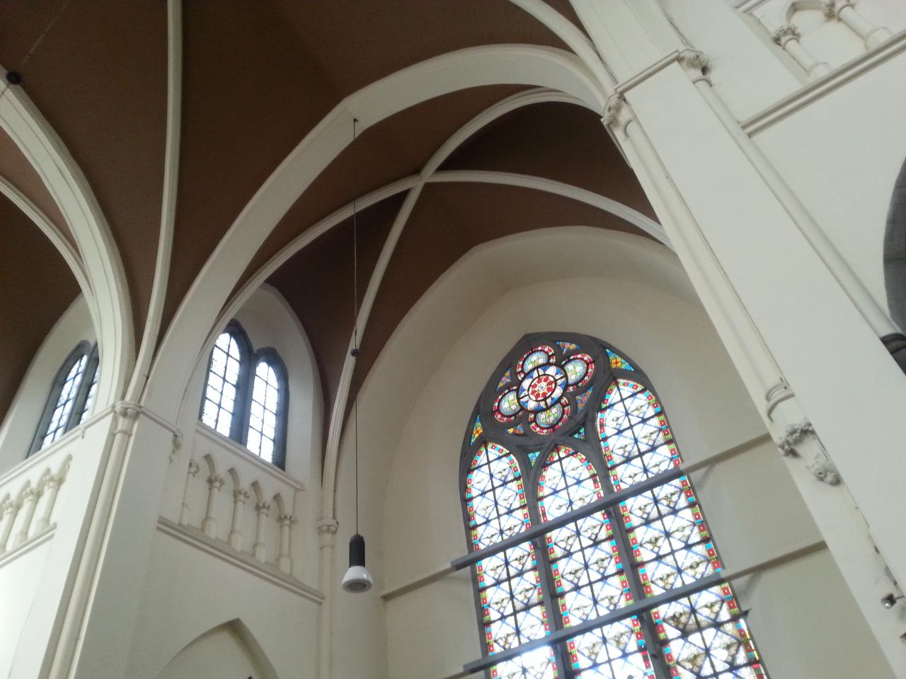 Eglise Ste-Walburge, plafond du transept